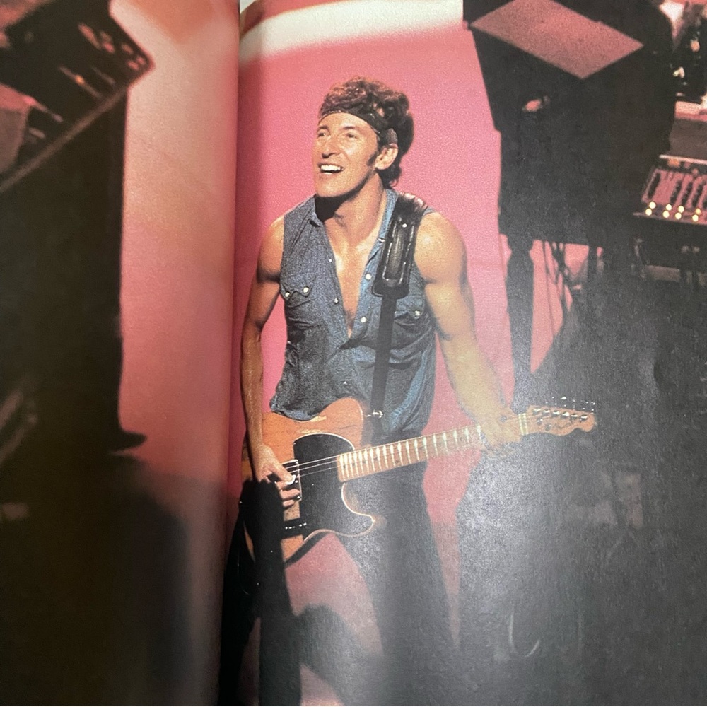 Bruce Springsteen Photo Book First Paperback Edition 1986 Rolling Stone Press - Picture 5 of 10